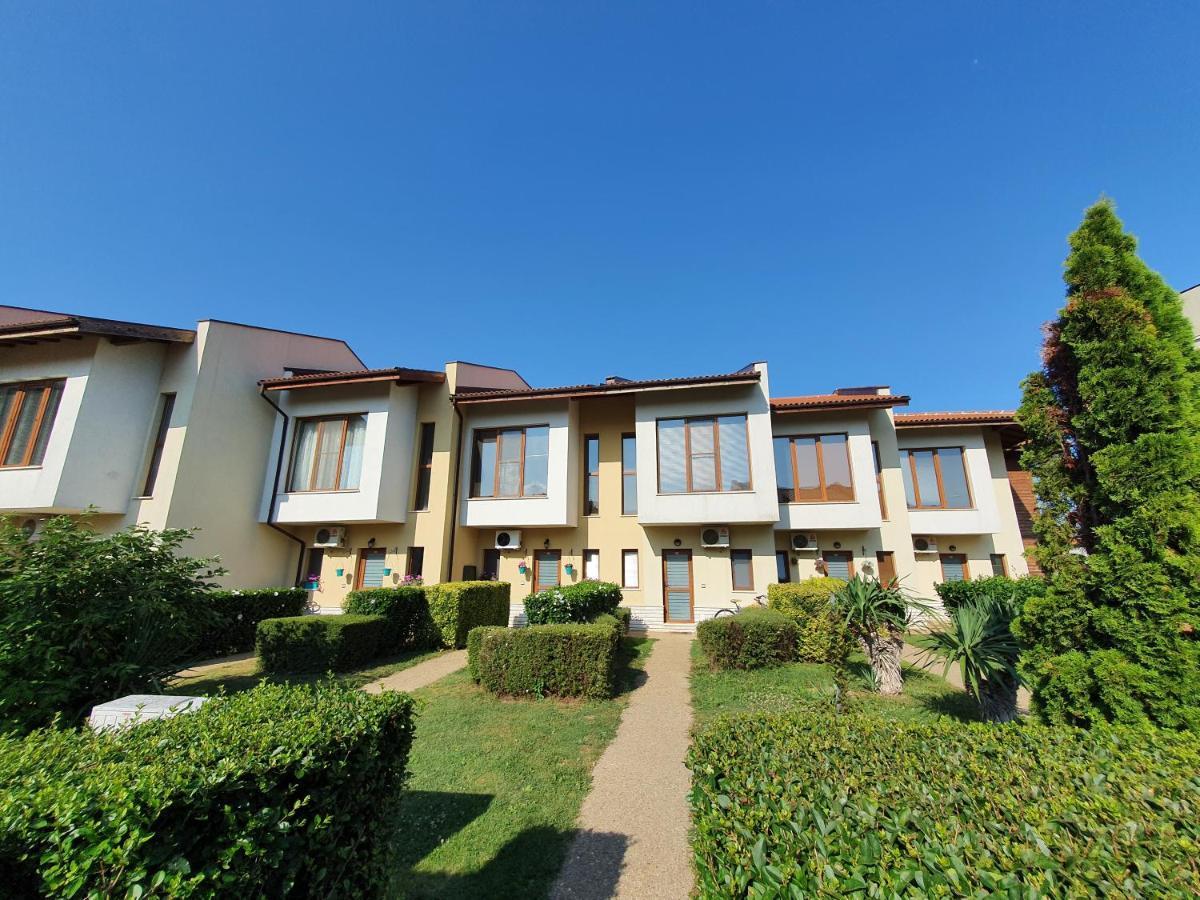 Golf Villa In Lighthouse Golf & Spa Resort Balchik Exterior foto